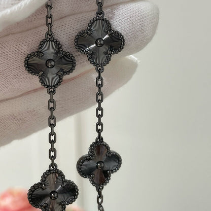 [⭐Shinejoy]CLOVER 5 MOTIF BLACK BRACELET