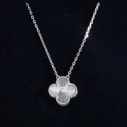 [⭐Shinejoy]CLOVER  15MM DIAMOND LASER NECKLACE SILVER