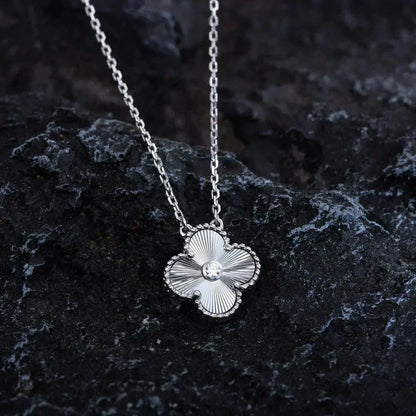 [⭐Shinejoy]CLOVER  15MM DIAMOND LASER NECKLACE SILVER