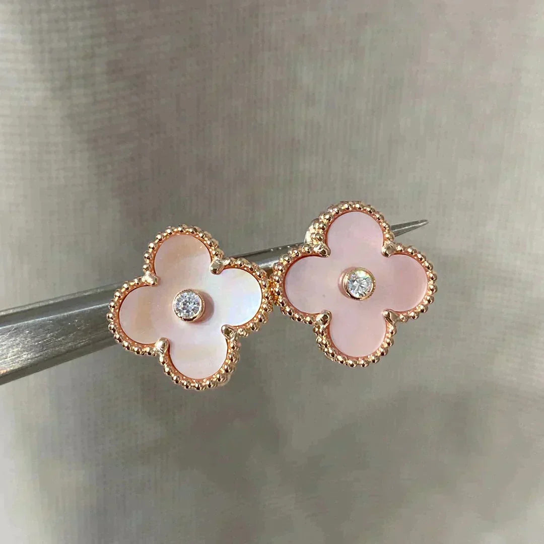 [⭐Shinejoy]CLOVER MEDIUM 1 MOTIFS  PINK MOP DIAMOND EARRINGS