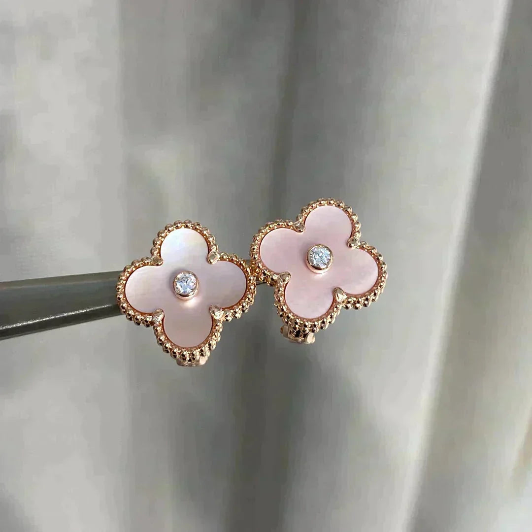 [⭐Shinejoy]CLOVER MEDIUM 1 MOTIFS  PINK MOP DIAMOND EARRINGS