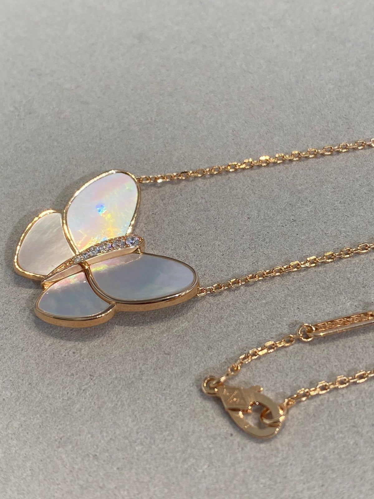 [⭐Shinejoy]BUTTERFLY GOLD MOP DIAMOND NECKLACE