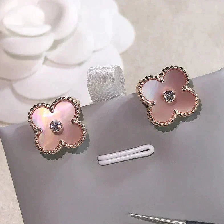 [⭐Shinejoy]CLOVER MEDIUM 1 MOTIFS  PINK MOP DIAMOND EARRINGS
