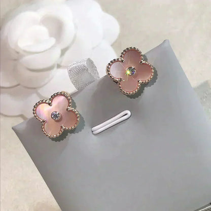 [⭐Shinejoy]CLOVER MEDIUM 1 MOTIFS  PINK MOP DIAMOND EARRINGS