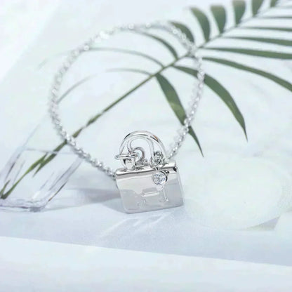[⭐Shinejoy]AMULETTE PEDANT SILVER NECKLACE