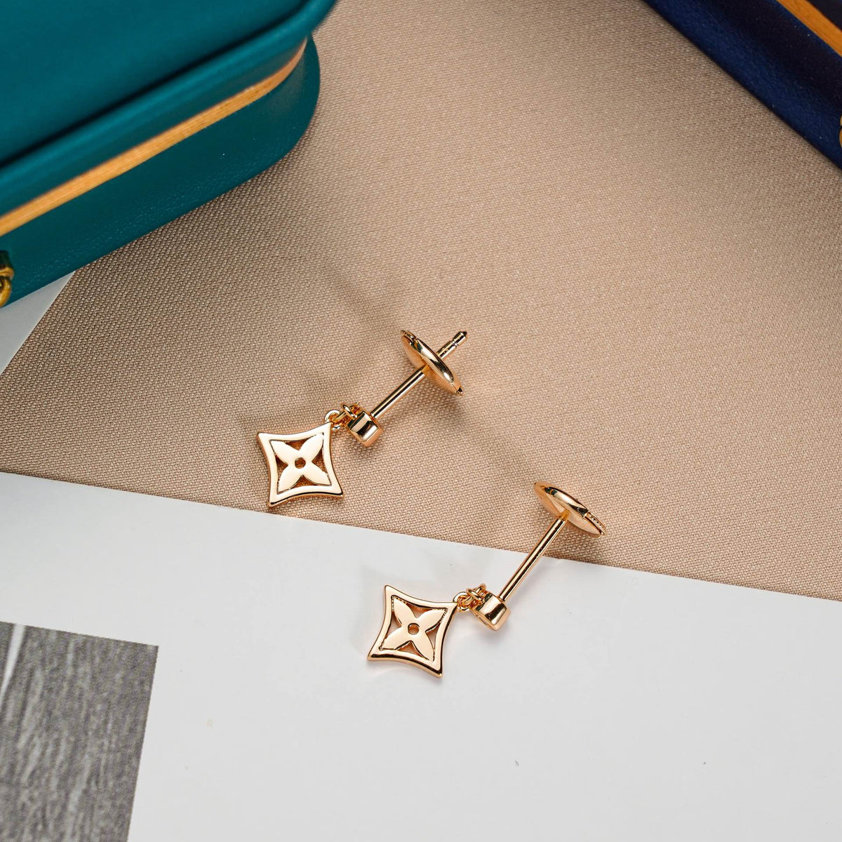 [⭐Shinejoy]STAR EARRINGS GOLD