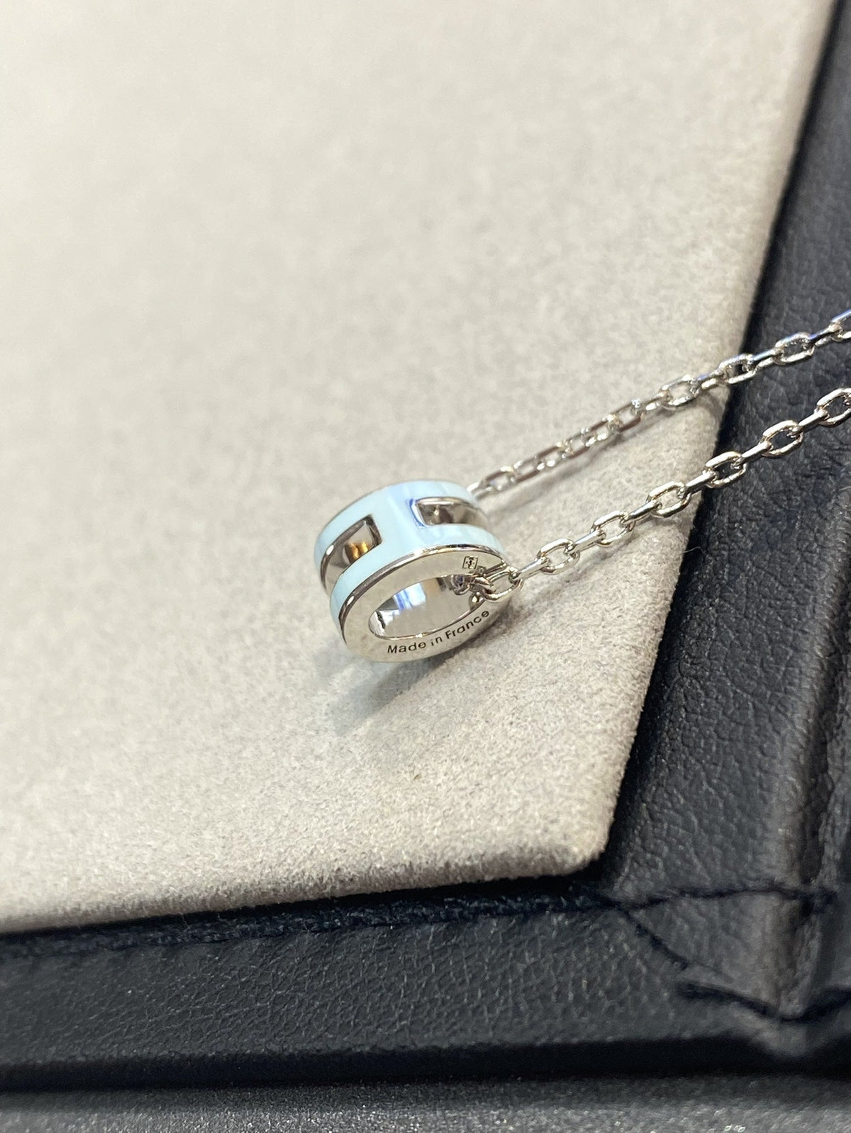 [⭐Shinejoy]POP H LIGHT BLUE NECKLACE