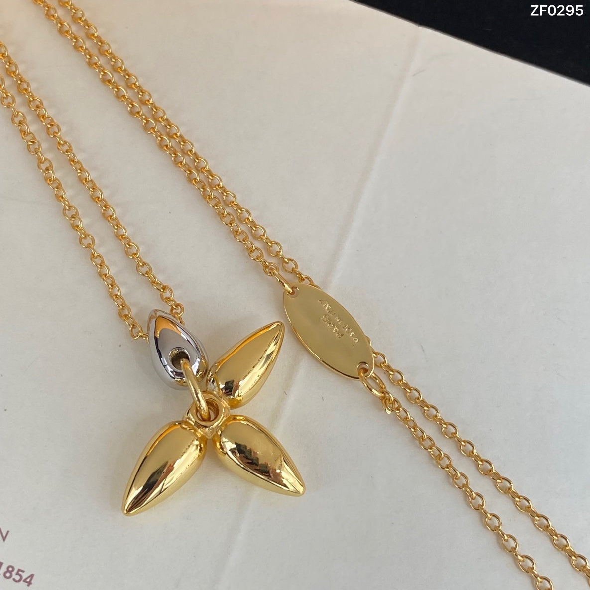 [⭐Shinejoy]LOUISETTE PEDANT GOLD NECKLACE
