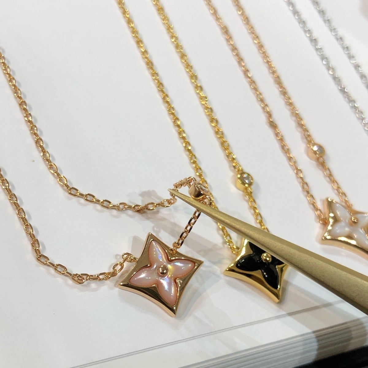 [⭐Shinejoy]STAR BLACK MOP NECKLACE