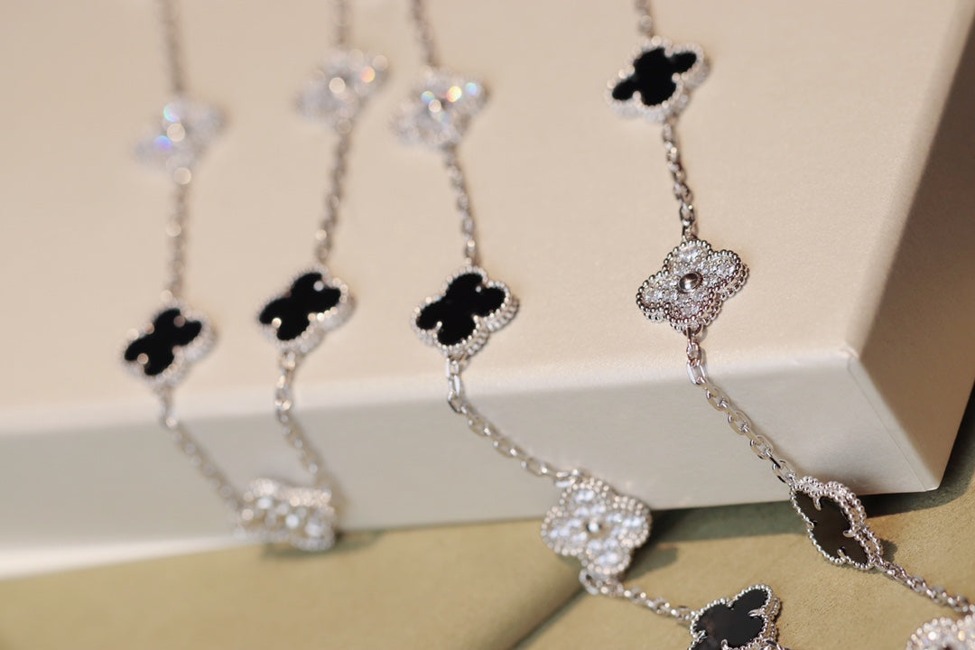 [⭐Shinejoy]CLOVER 20 MOTIFS ONYX DIAMOND SILVER
