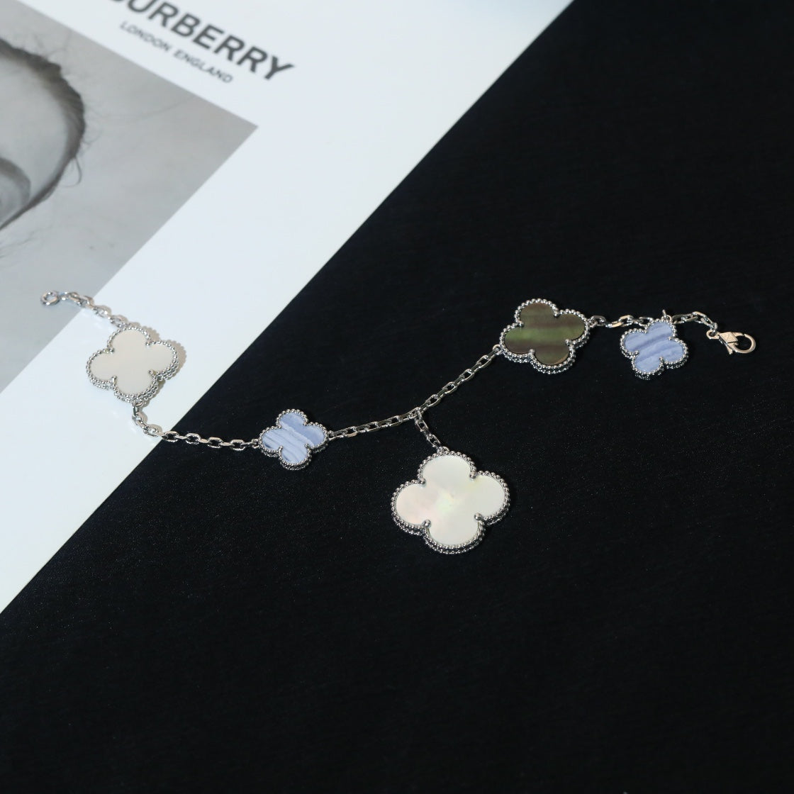 [⭐Shinejoy]CLOVER BRACELET 5 MOTIFS MOP CHALCEDONY SILVER
