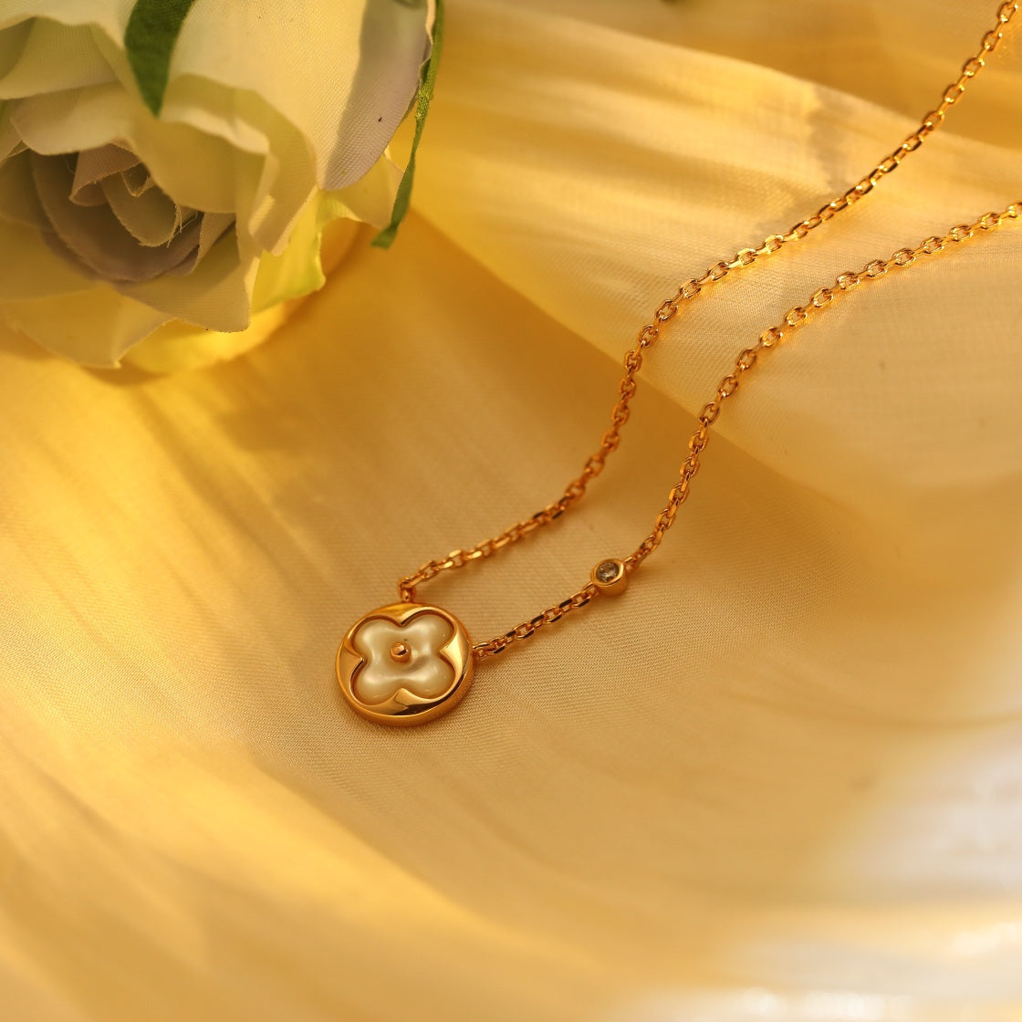 [⭐Shinejoy]SUN PEDANT PINK GOLD 1 DIAMOND NECKLACE