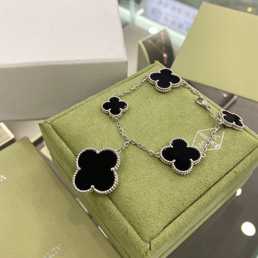 [⭐Shinejoy]CLOVER 5 MOTIFS SIVLER ONYX BRACELET