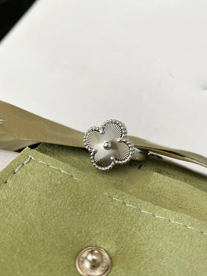 [⭐Shinejoy]CLOVER SILVER RING