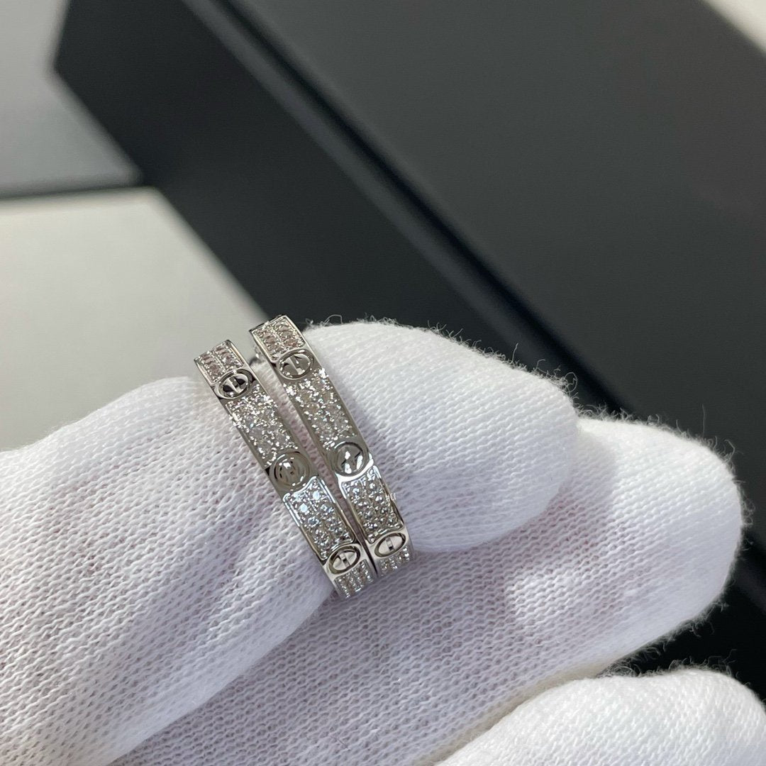 [⭐Shinejoy]LOVE DIAMOND SILVER HOOP EARRINGS