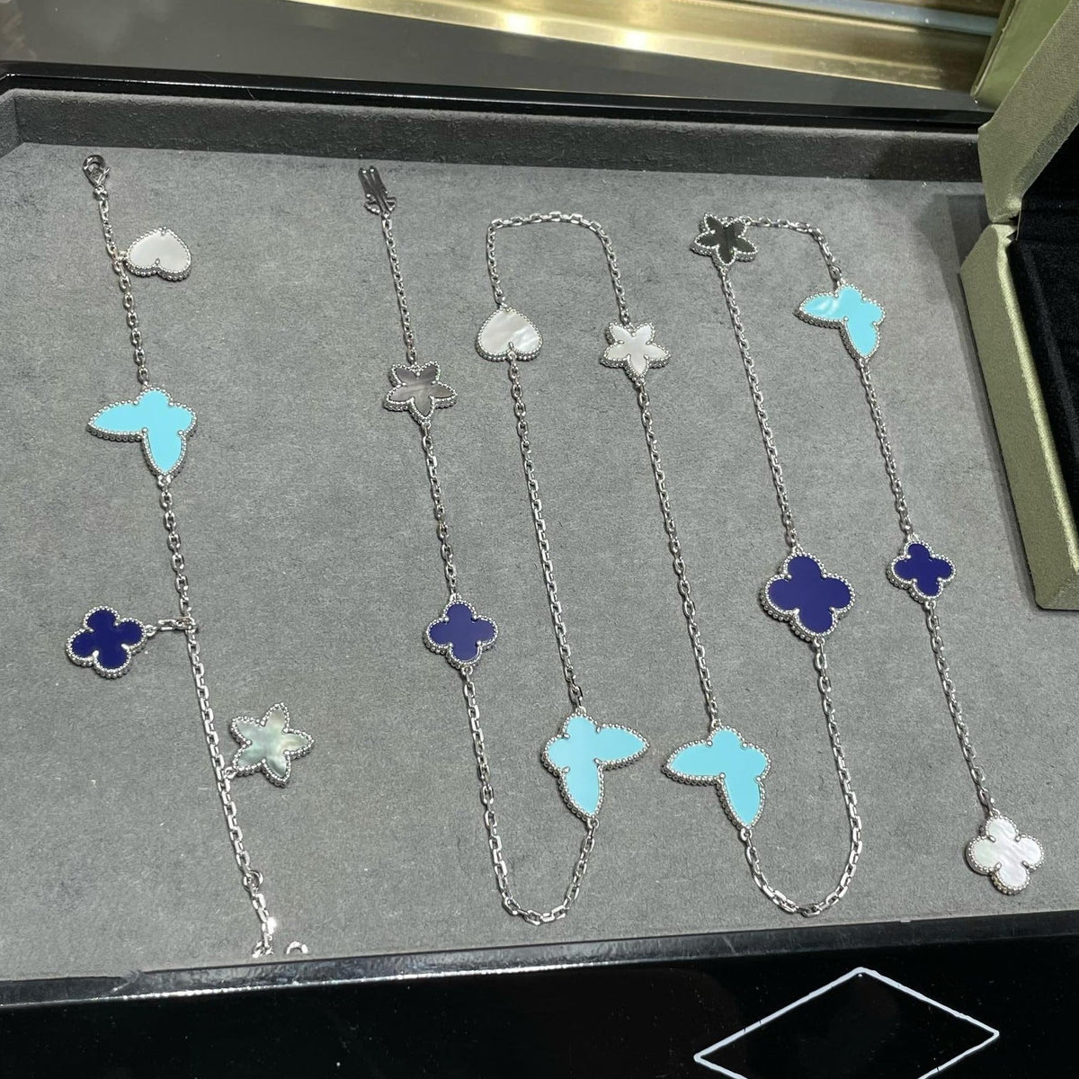 [⭐Shinejoy]LUCKY CLOVER SILVER 11 MOTIF NECKLACE