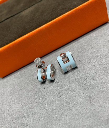 [⭐Shinejoy]POP H SKY BLUE STUD EARRINGS