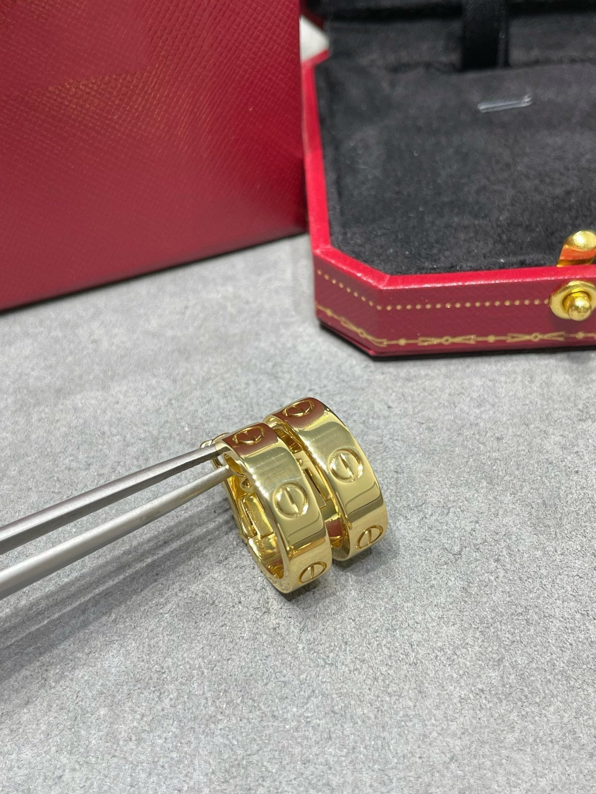 [⭐Shinejoy]LOVE 5.5MM EARRINGS
