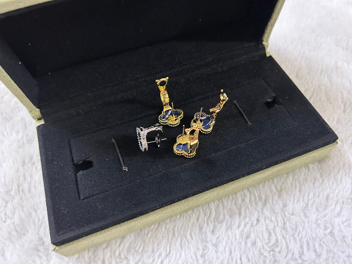 [⭐Shinejoy]CLOVER PIETERSITE MEDIUM STUD EARRINGS