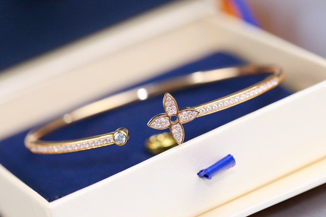[⭐Shinejoy]IDYLLE PINK GOLD OPEN BRACELET DIAMOND PAVED