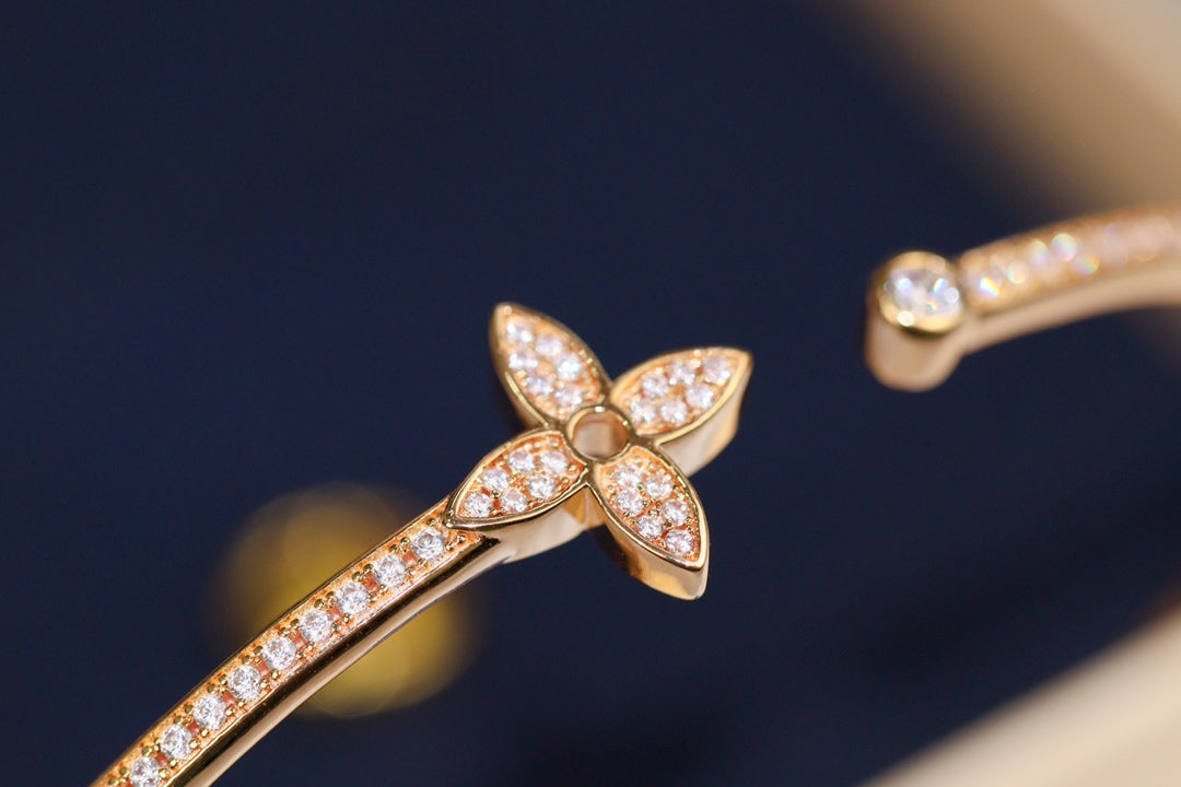[⭐Shinejoy]IDYLLE PINK GOLD OPEN BRACELET DIAMOND PAVED