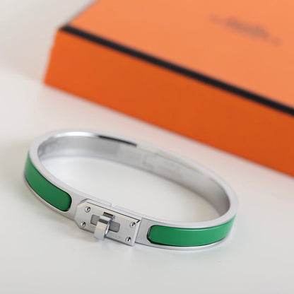 [⭐Shinejoy]HM KELLY GREEN BRACELET
