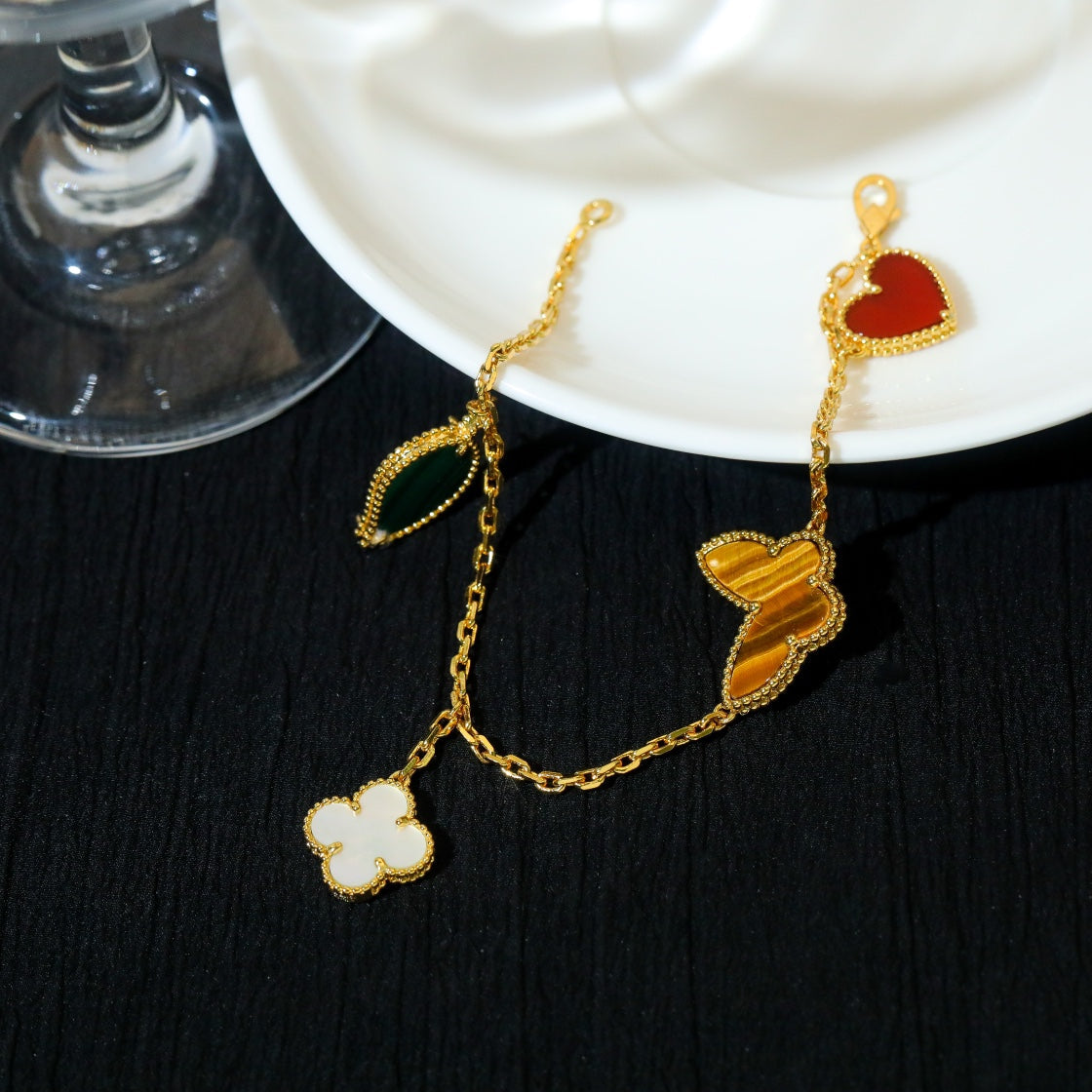 [⭐Shinejoy]LUCKY SPRING 5 MOTIF GOLD BRACELET