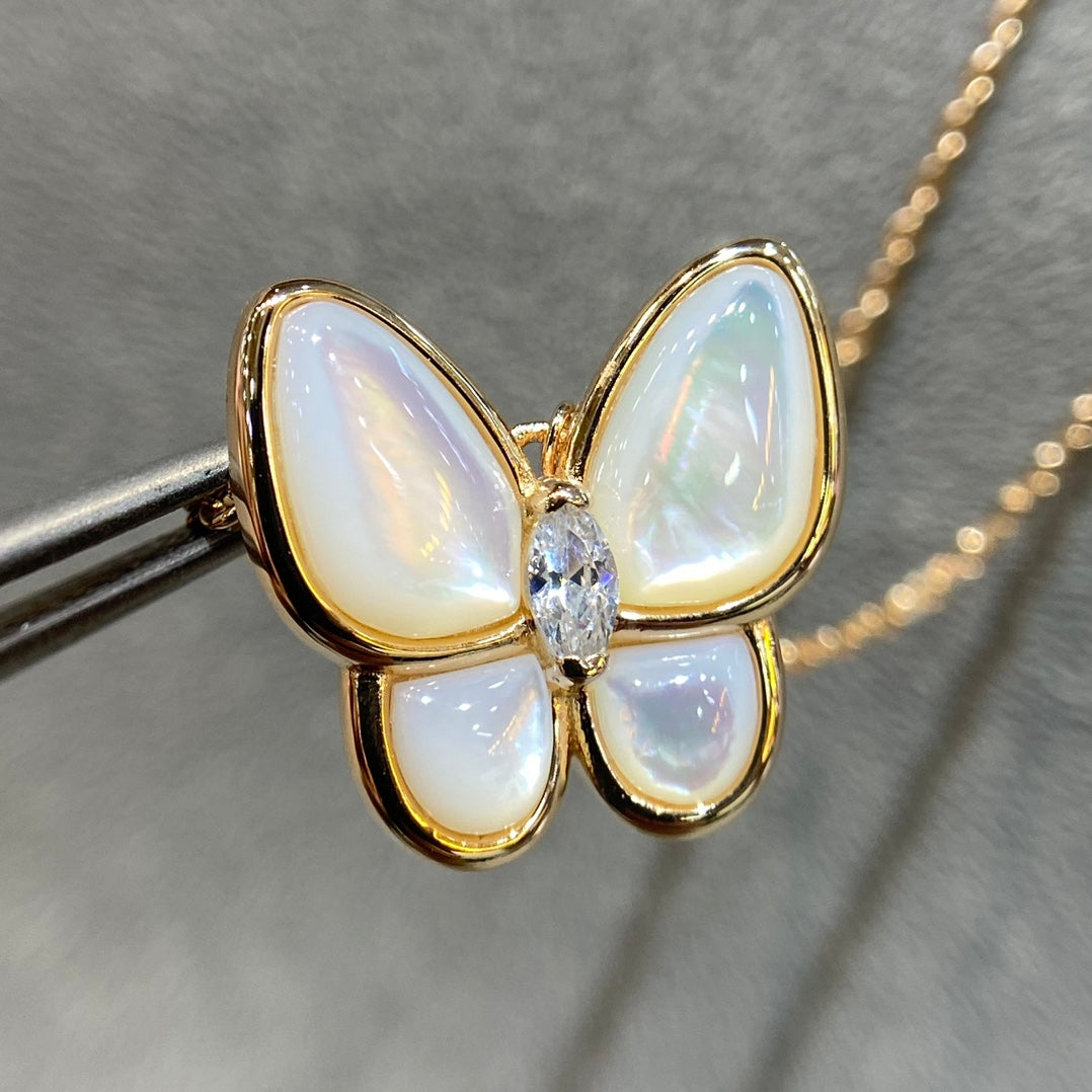 [⭐Shinejoy]BUTTERFLY MOP DIAMOND NECKLACE