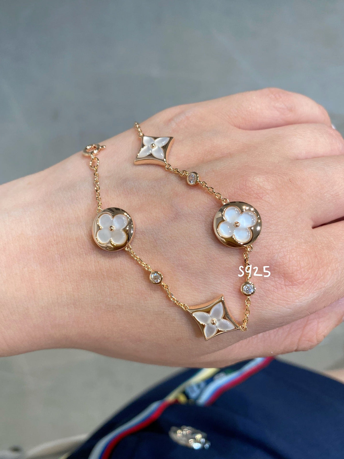 [⭐Shinejoy]STAR AND SUN 4 MOTIF WHITE MOP PINK GOLD BRACELET