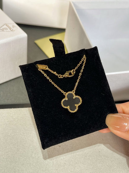 [⭐Shinejoy]CLOVER ROCK CRYSTAL ROSE GOLD NECKLACE