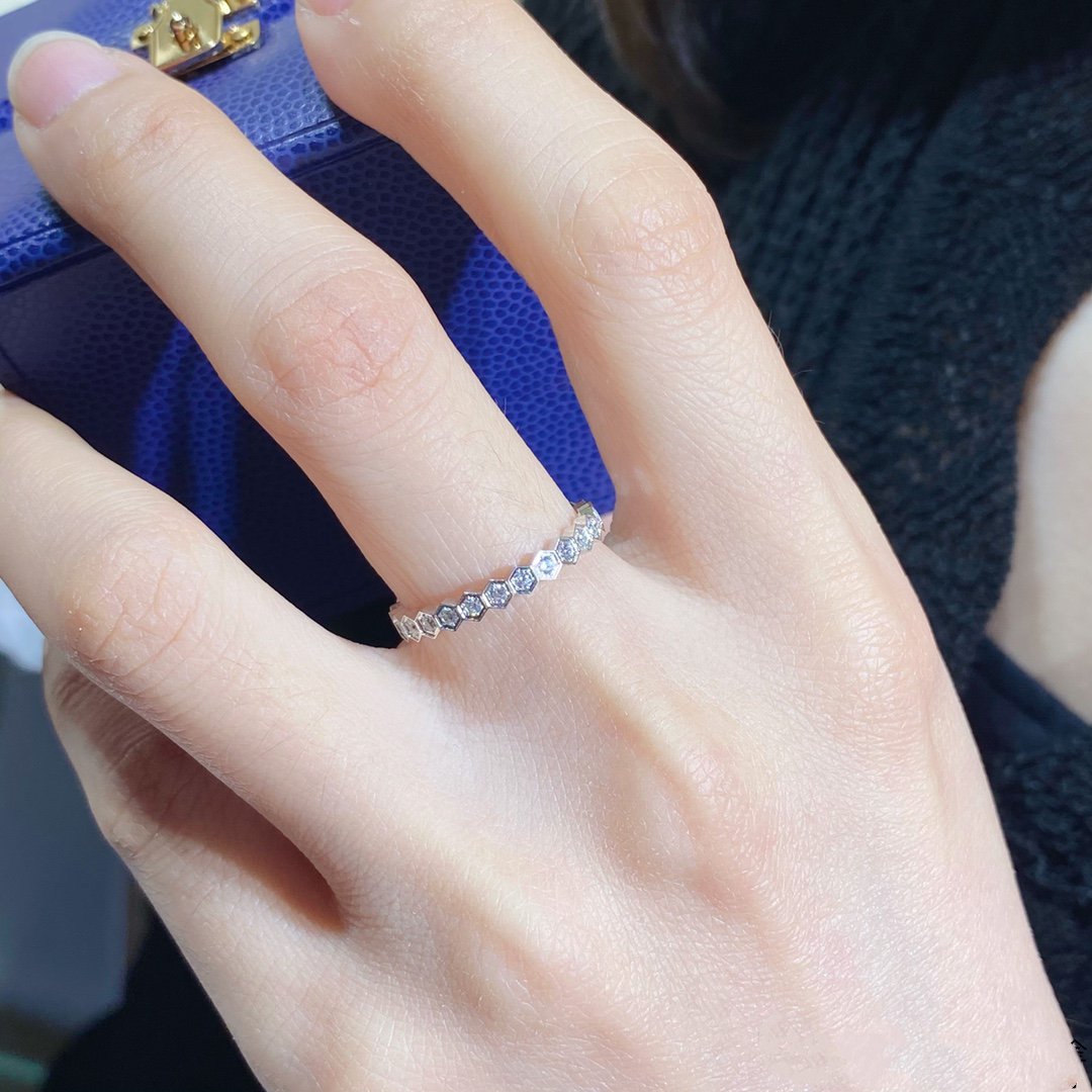 [⭐Shinejoy]BEE LOVE DIAMOND PAVED SMALL RING
