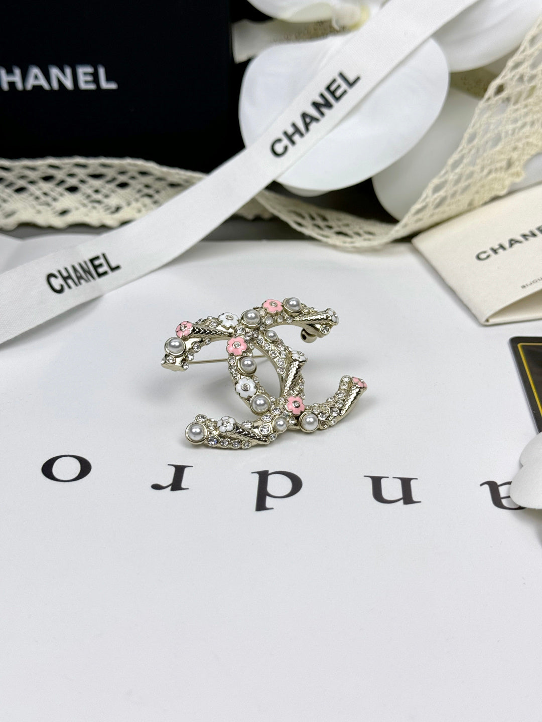[⭐Shinejoy]26C Pink-White Enamel Ice Cream Cone Double C Brooch