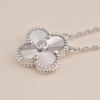 [⭐Shinejoy]CLOVER  15MM DIAMOND LASER NECKLACE SILVER