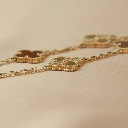 [⭐Shinejoy] CLOVER 5 MOTIF RED CORNELIAN BRACELET COLLECTION