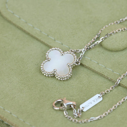 [⭐Shinejoy]CLOVER  15MM WHITE MOTHER-OF-PEARL SILVER