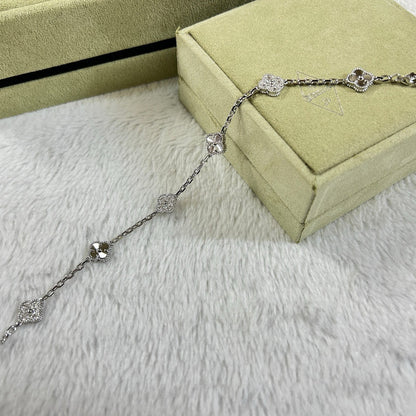 [⭐Shinejoy]CLOVER 6 MOTIF DIAMOND LASER BRACELET