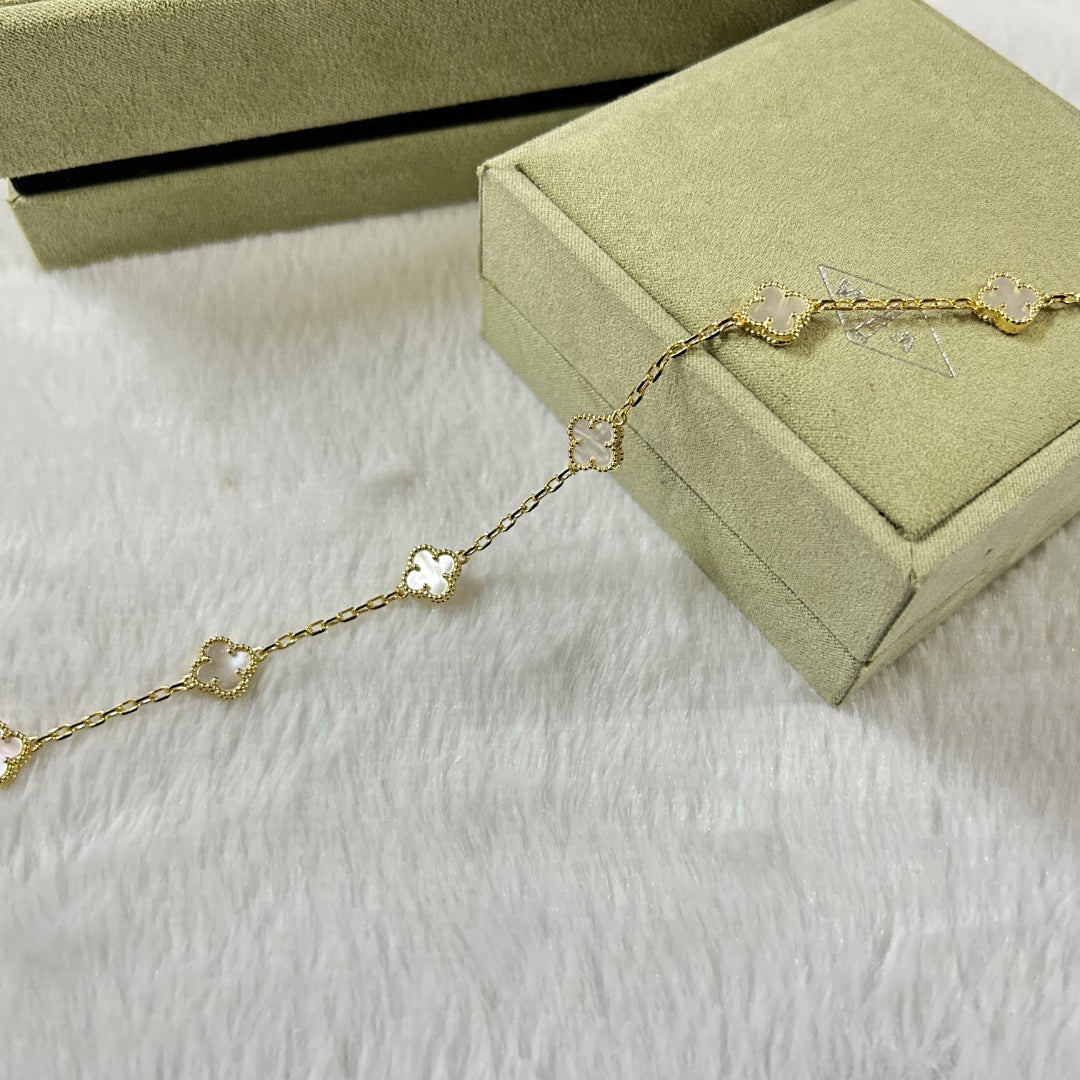 [⭐Shinejoy]CLOVER 6 MOTIF WHITE MOP BRACELET