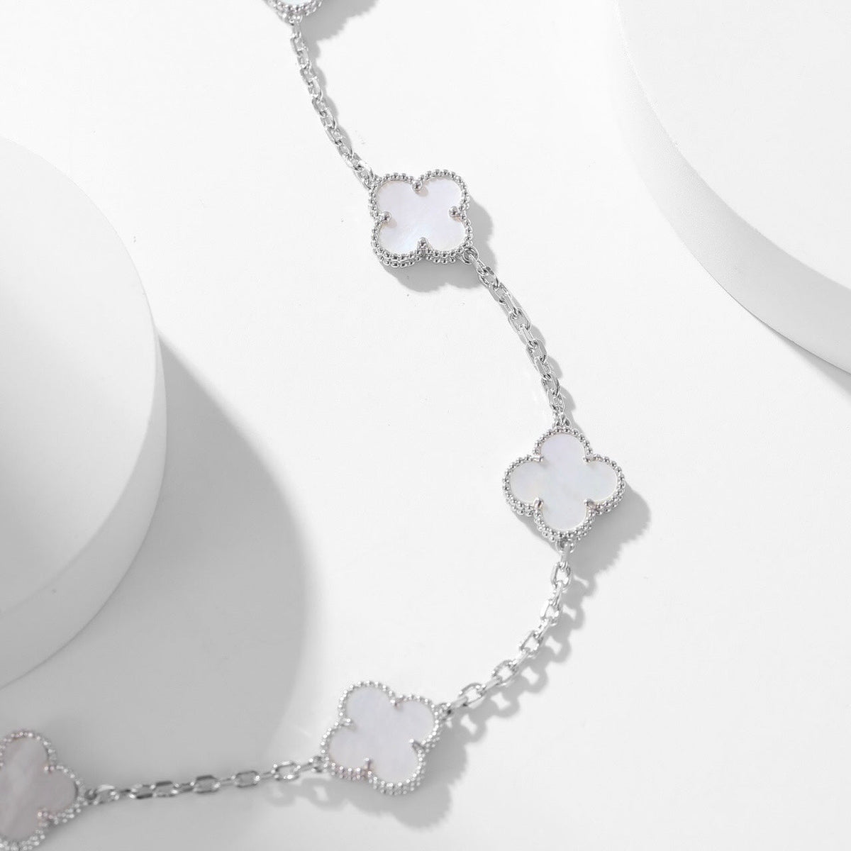 [⭐Shinejoy]CLOVER 10 MOTIFS WHITE MOTHER OF PEARL NECKLACE