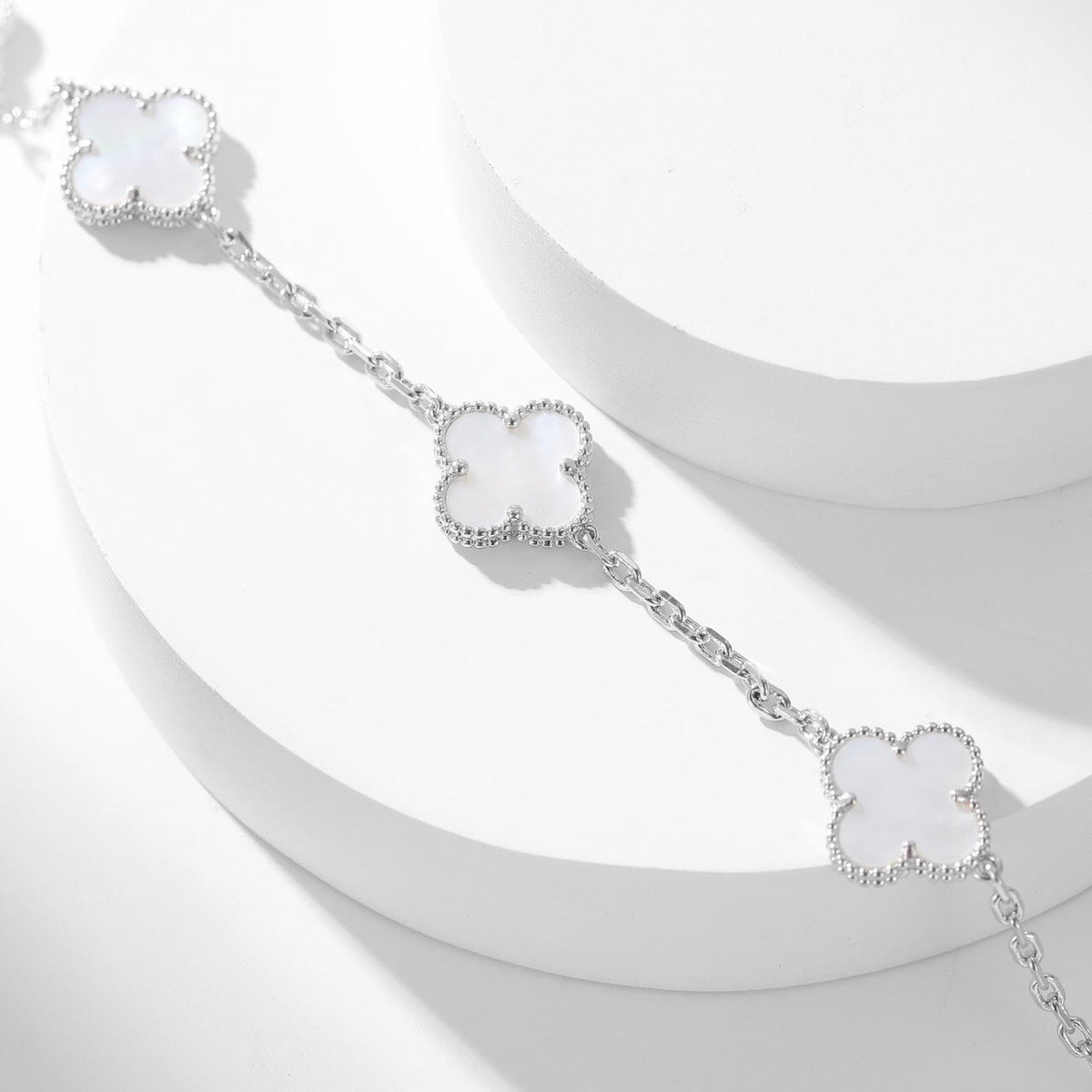 [⭐Shinejoy]CLOVER 10 MOTIFS WHITE MOTHER OF PEARL NECKLACE