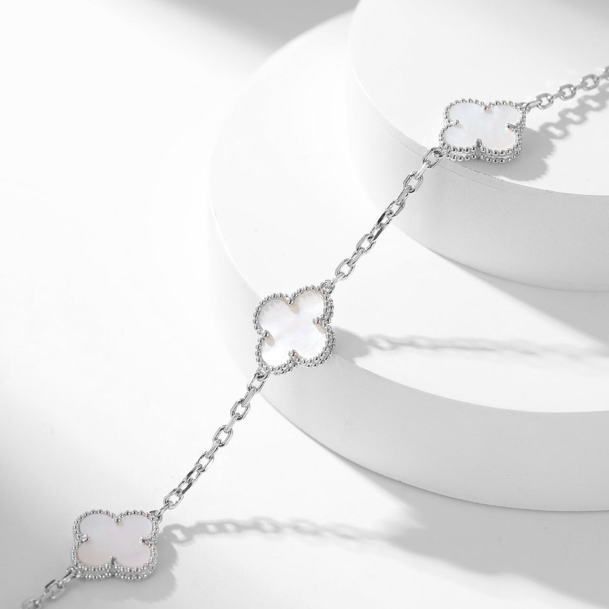 [⭐Shinejoy]CLOVER 10 MOTIFS WHITE MOTHER OF PEARL NECKLACE