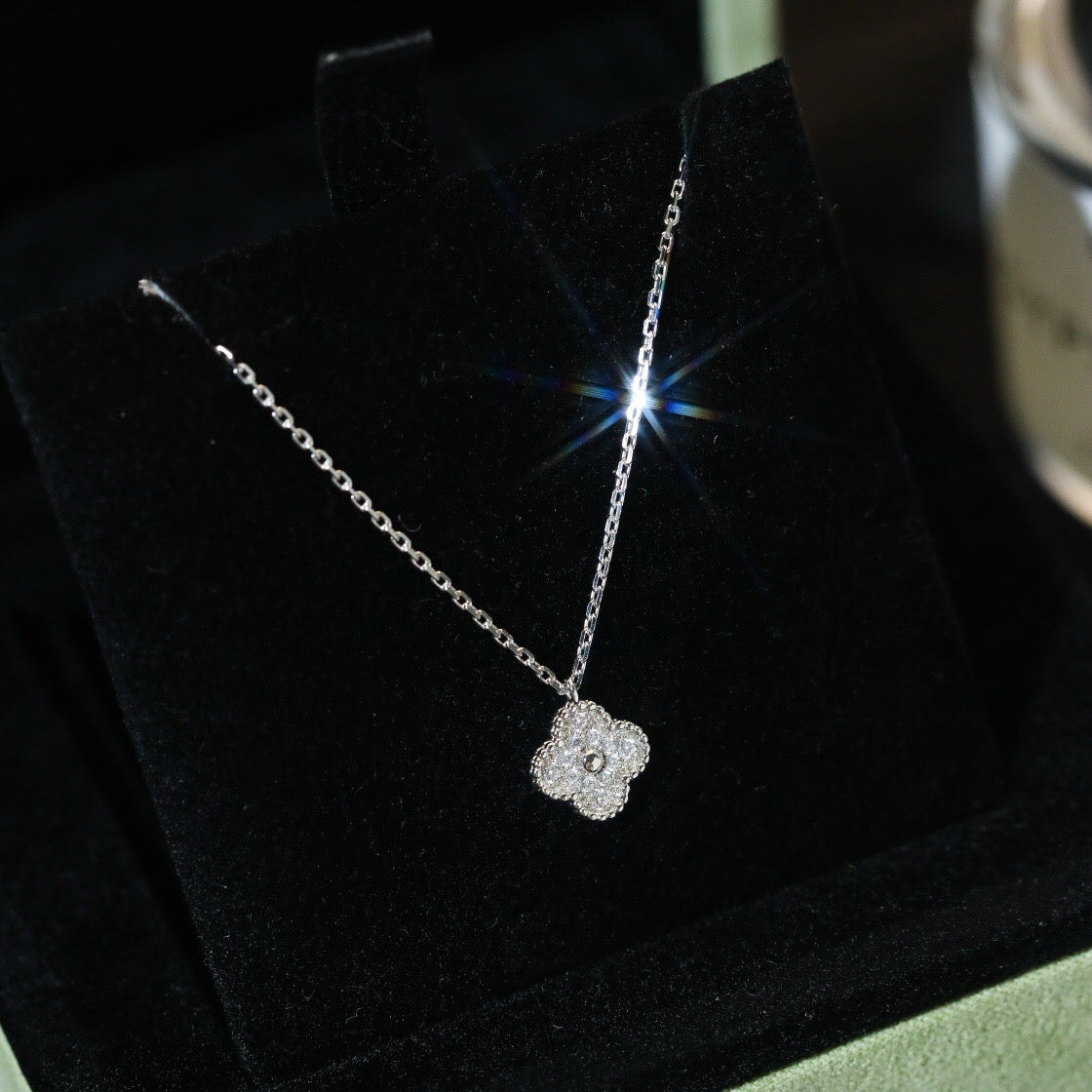 [⭐Shinejoy]CLOVER MINI 9.5MM PENDANT DIAMOND NECKLACE