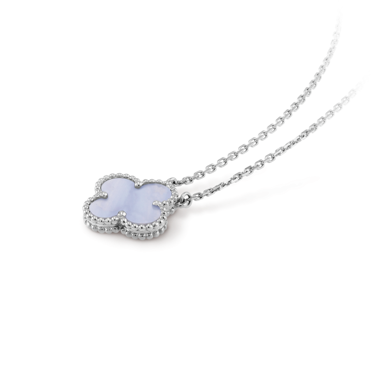 [⭐Shinejoy]CLOVER 15MM BLUE CHALCEDONY NECKLACE SILVER