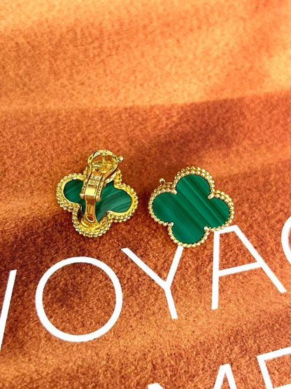 [⭐Shinejoy] CLOVER LARGE (20mm) 1 MOTIFS GREENER MOP STUD EARRINGS