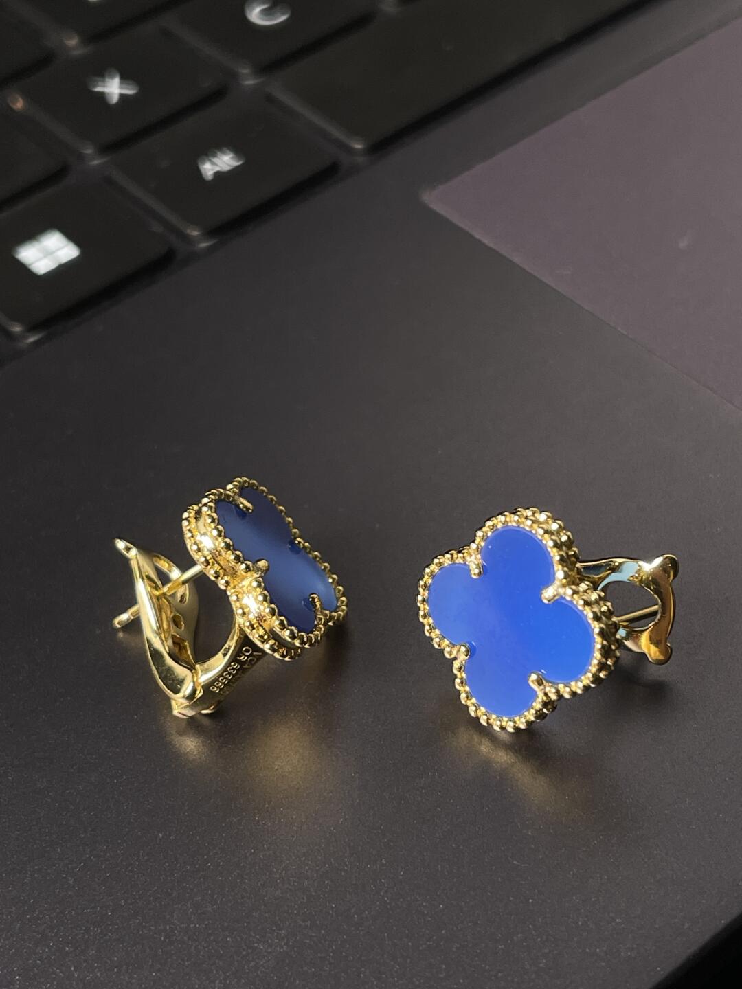 [⭐Shinejoy] CLOVER LARGE (20mm) 1 MOTIFS BLUE MOP STUD EARRINGS