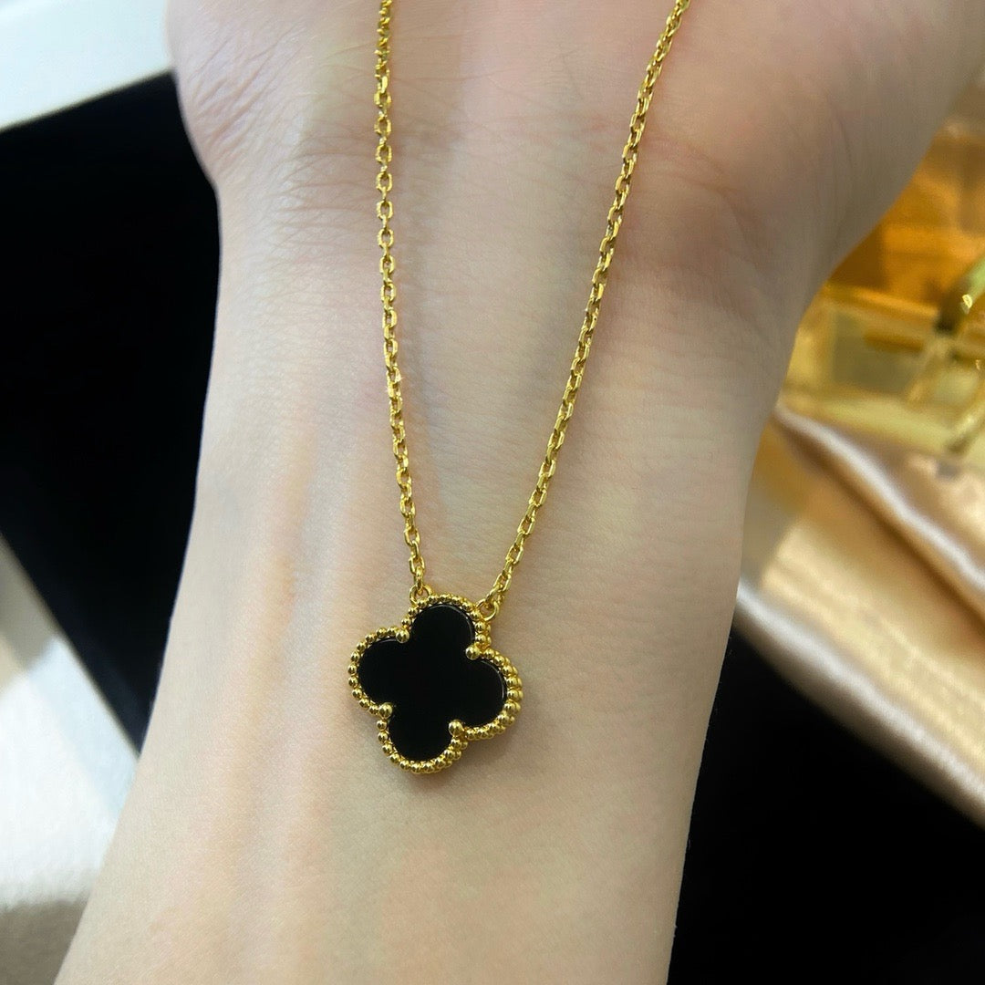 [⭐Shinejoy]CLOVER 15MM BLACK ONYX SINGLE FLOWER NECKLACE