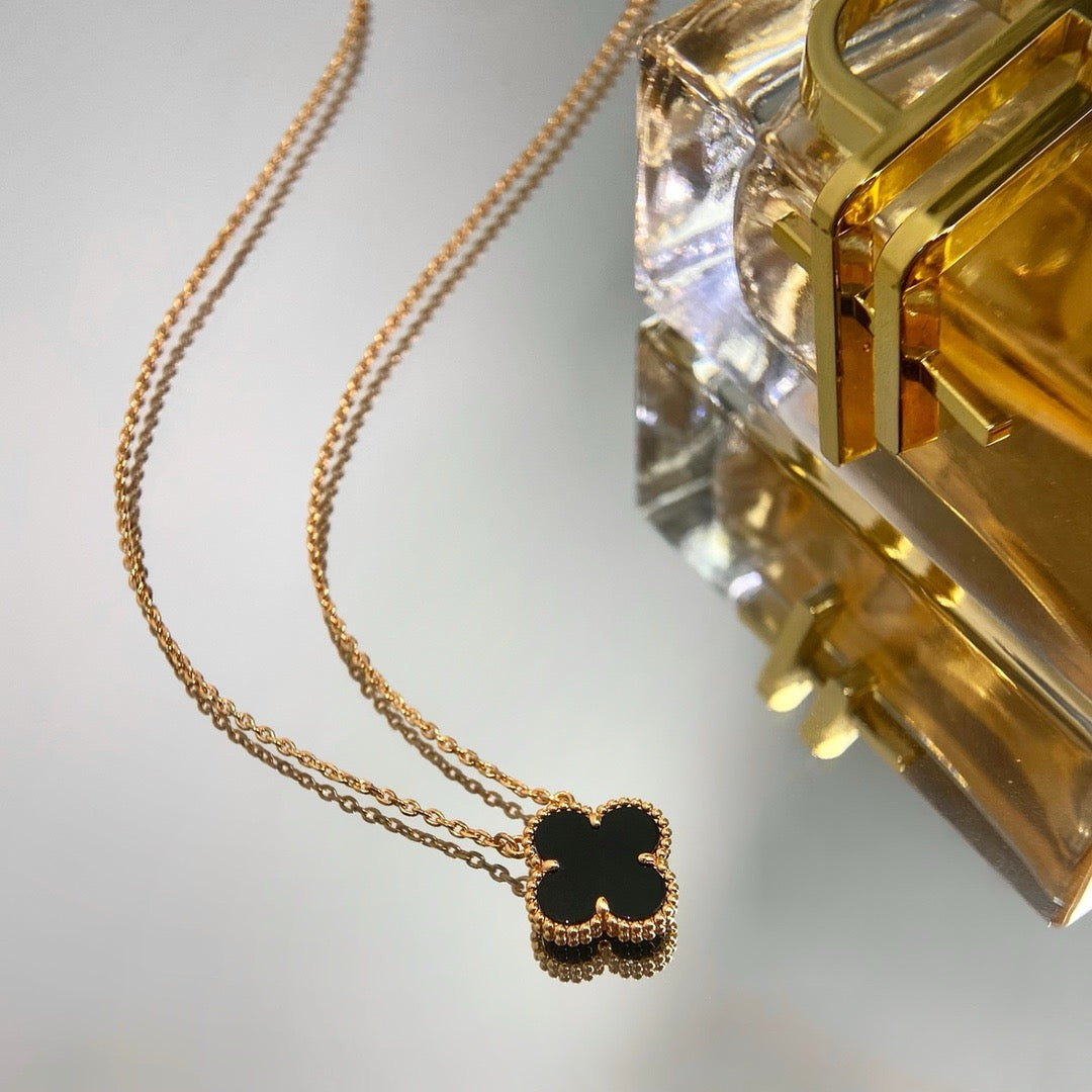 [⭐Shinejoy]CLOVER 15MM BLACK ONYX SINGLE FLOWER NECKLACE