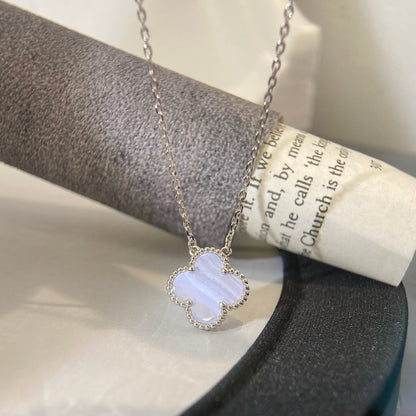 [⭐Shinejoy]CLOVER 15MM BLUE CHALCEDONY NECKLACE SILVER