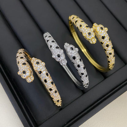 [⭐Shinejoy]PANTHERE DOUBLE HEADED HALF DIAMOND OPEN BRACELET