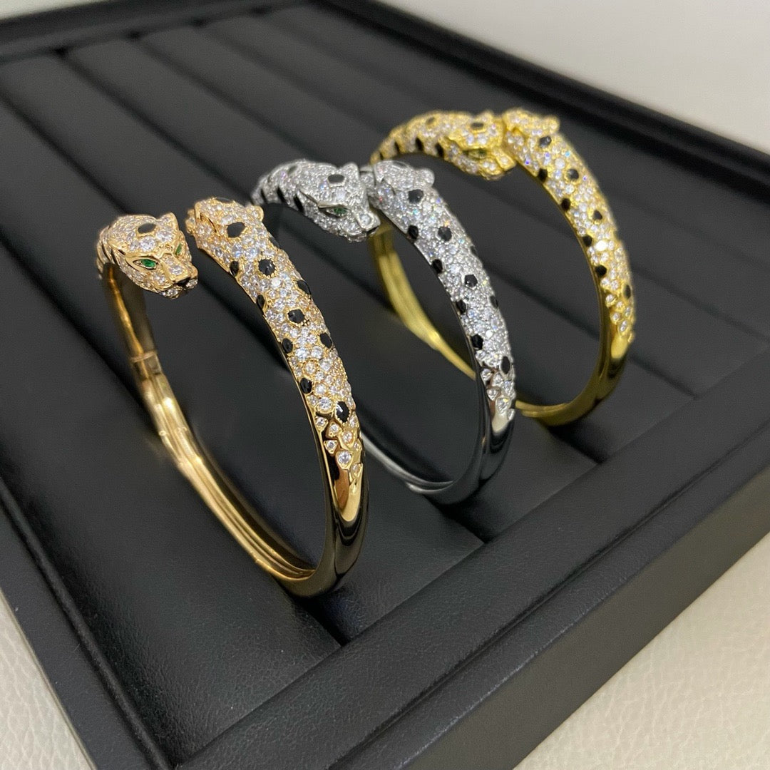 [⭐Shinejoy]PANTHERE DOUBLE HEADED HALF DIAMOND OPEN BRACELET
