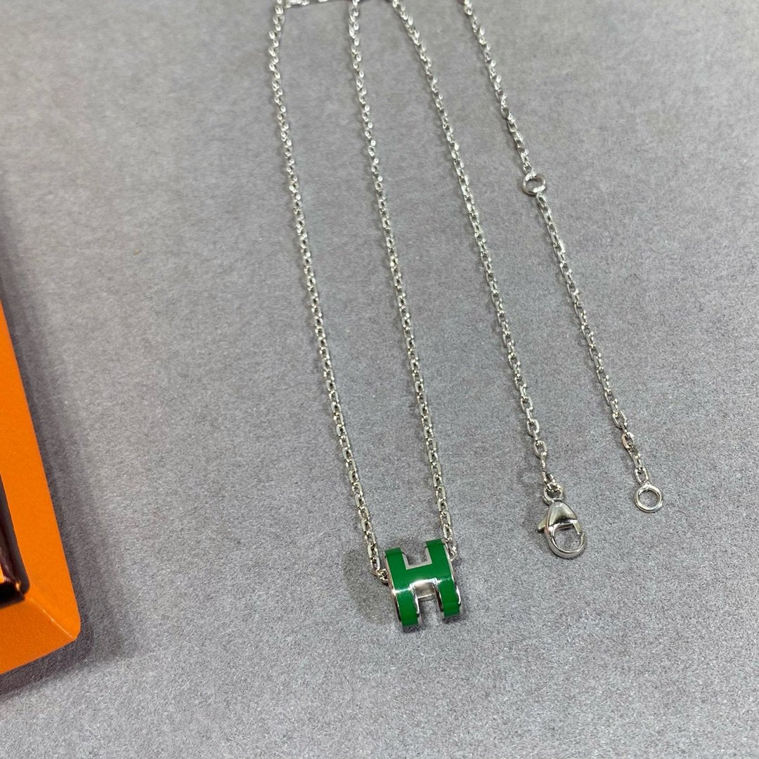[⭐Shinejoy]POP H GREEN NECKLACE SILVER AND GOLD